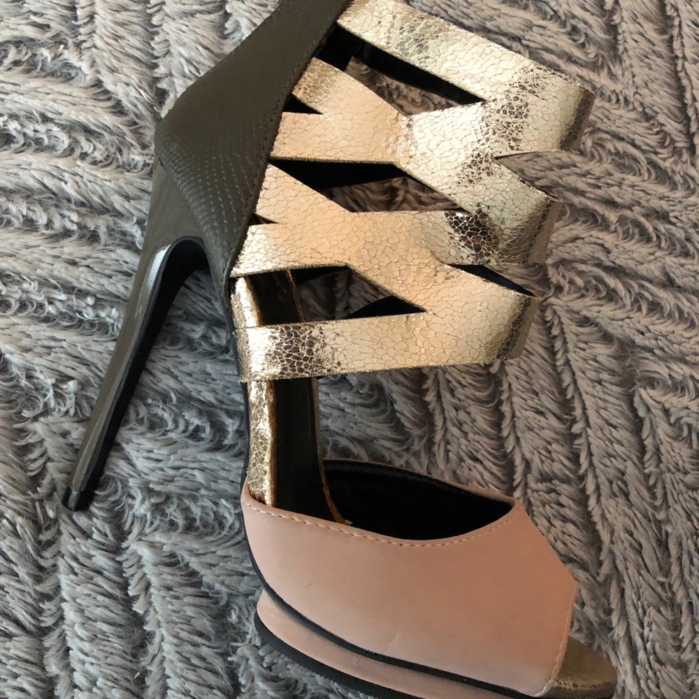 Gold/Pink/Brown heels👠